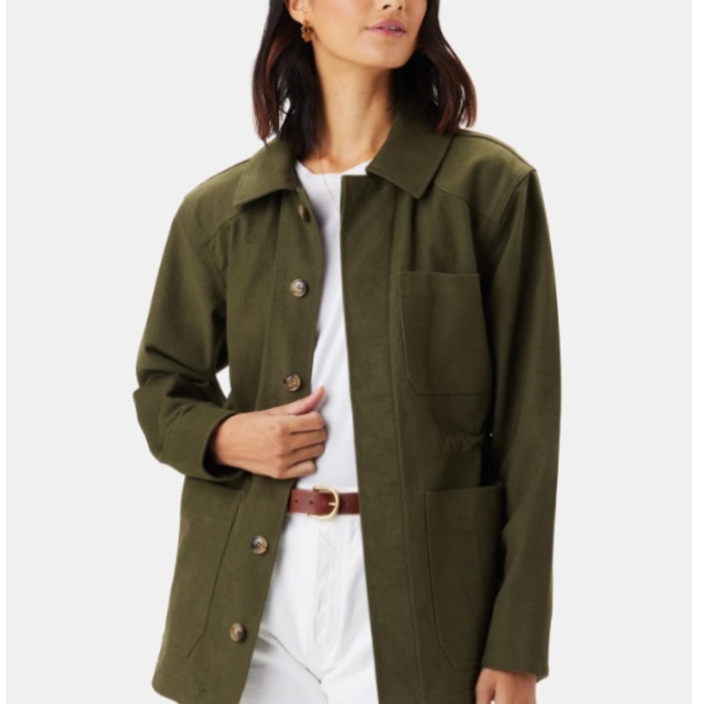 Utility Jacket in Olive Green with Casual Style and Relaxed Fit